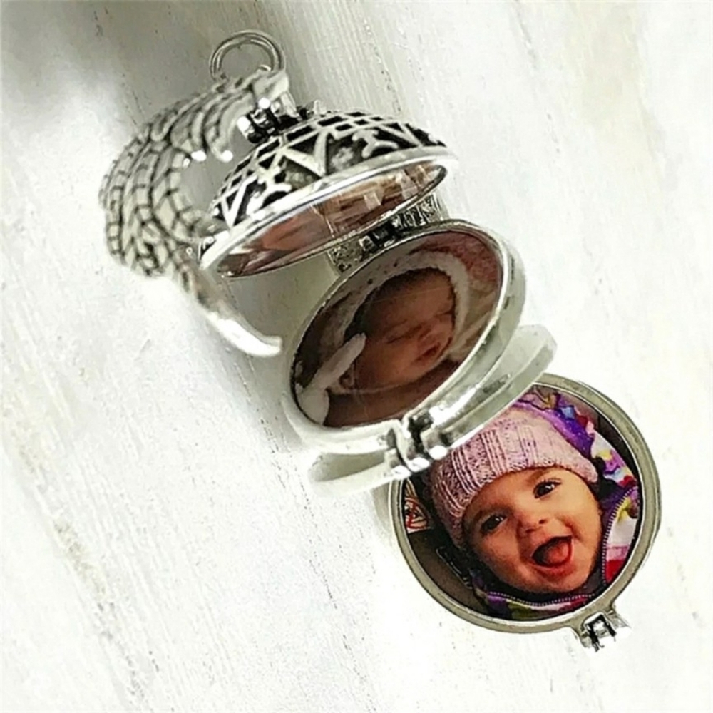 💗PERFECT GIFT💗 Angel Wing Keepsake Fold Out Photo Keychain